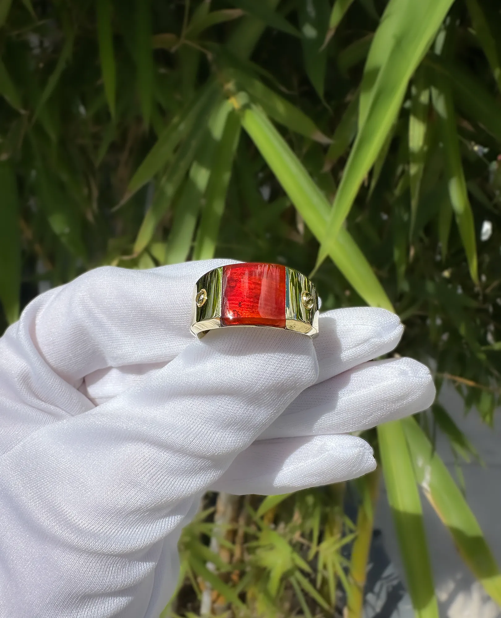 MONTANA Gold Signet Ring with Carnelian
